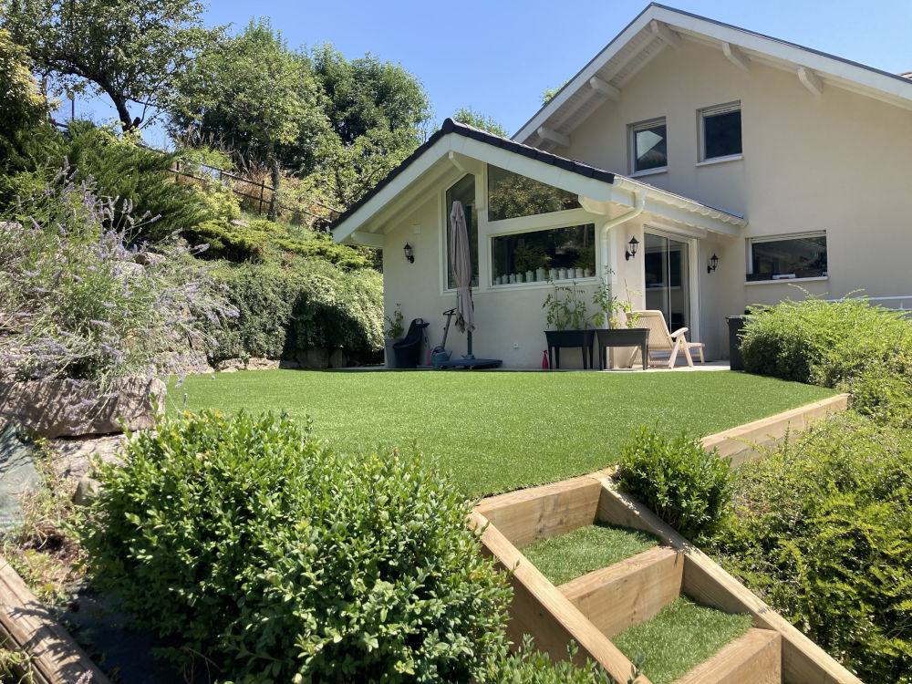 Terrasse en gazon synthétique